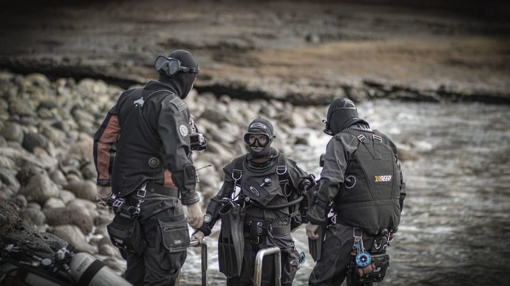 Mentors and divers reclaiming the essence of diving